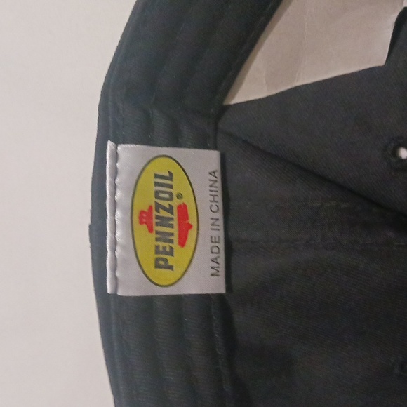 Vintage Officially Licensed Pennzoil New With Tags! - Picture 3 of 4